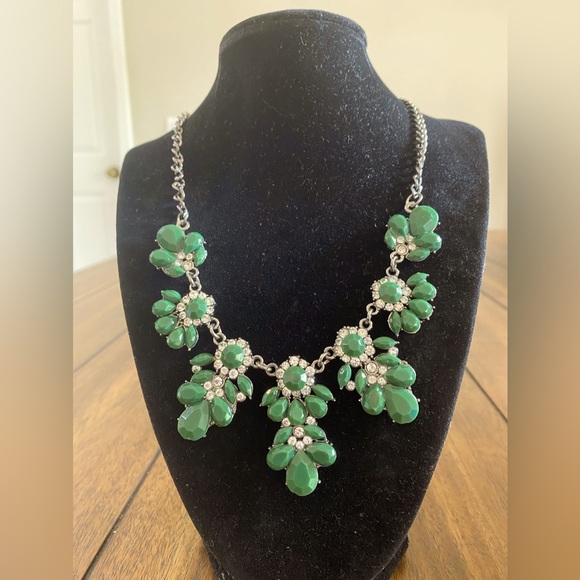 BOGO 2 x $10 NWOT “Green with Rhinestones Necklace” - Picture 2 of 6